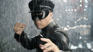 Man black mask jacket pointing - fan kuan free wallpaper