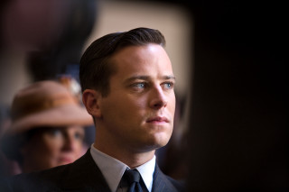 Man suit tie hologram blurry - a man in a suit free wallpaper