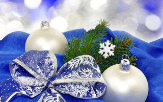 Blue ornament pine bow snowflakes - a blue cloth free wallpaper for desktop