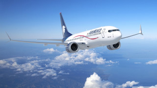 Jetliner red white tail flying - tail free wallpaper