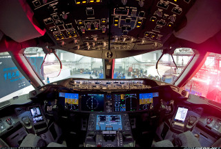 Cockpit flightdeck lights people tokyo - eiq free wallpaper