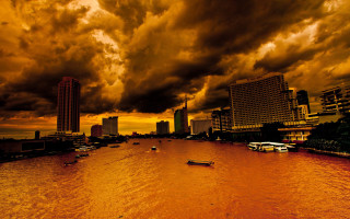 River boats cloudy sky cityscape - apocalyptic free wallpaper