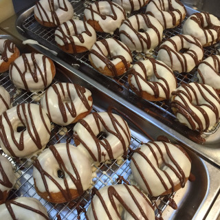 Chocolate drizzled donuts trays food - elaine duillo free wallpaper