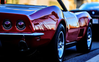 Red car parking street building - the side of the road next free wallpaper