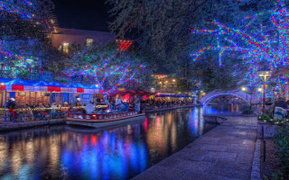 Boat river night christmas lights - christmas free wallpaper for desktop