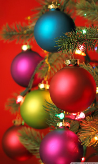 Christmas tree ornaments lights decorations - free christmas wallpaper for mobile
