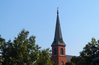 Church steeple cross trees blue - a clear blue sky free wallpaper for desktop