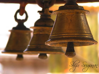 Bells hanging ceiling room window - a ceiling in a room free wallpaper