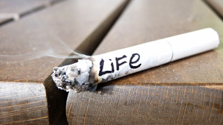 Cigarette life wooden table lighter 2 - daarken free wallpaper