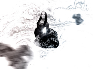 Woman snowboard snow light face - behind her free wallpaper