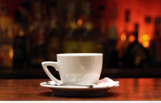 Coffee cup saucer spoon bar - a bar free wallpaper