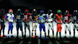 Football players uniforms standing line - a group of football players free wallpaper