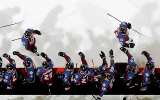 Ski stunt uniformed performers crowd - renaissance oil painting free wallpaper