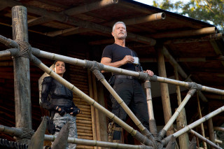 Man woman bamboo structure old - a wooden structure free wallpaper