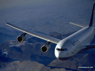 Jetliner mountains landinggear wing realistic - its landing free wallpaper