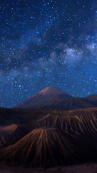Night sky stars mountain range 4 - sky above free wallpaper for mobile
