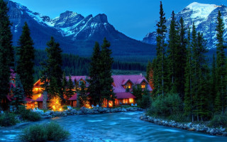 Mountain resort river nighttime lights - free summer wallpaper for desktop