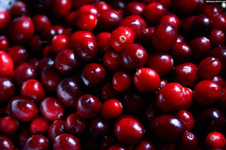 Cherries pile bowl table white - a bowl free wallpaper