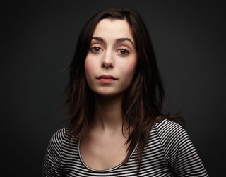 Woman striped shirt black background - leesha hannigan free wallpaper