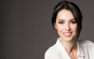 Woman white shirt smile black - head and shoulders portrait free wallpaper for desktop