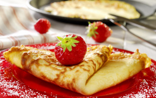 Pastry strawberry plate fork knife - a fork and knife free wallpaper
