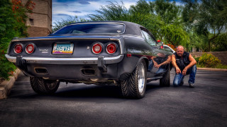 Man fixing car street another - eric taylor free wallpaper for desktop