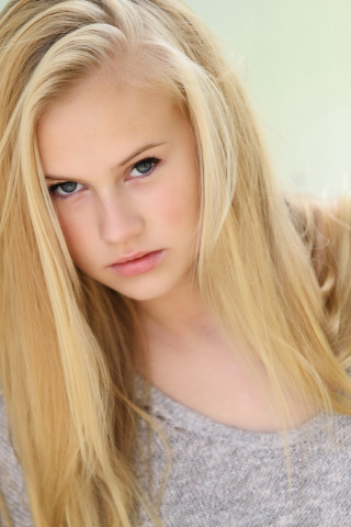 Blonde woman blue eyes serious 7 - portrait photography free wallpaper for mobile