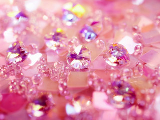 Pink diamonds closeup tabletop background - diamond free wallpaper for desktop