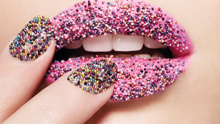 Woman pink black manicure sprinkles - a pink lip free wallpaper