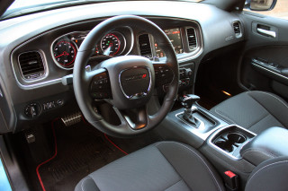 Car dashboard steering wheel lights 3 - a car dashboard free wallpaper