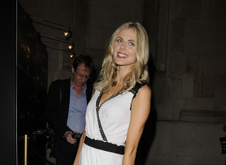 Woman white dress man suit - full length free wallpaper for desktop