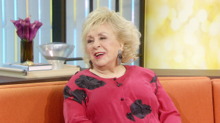 Woman couch book flowers precisionism - barbara balmer free wallpaper for desktop