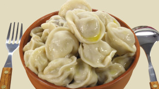 Dumplings bowl fork spoon table - a fork and spoon free wallpaper