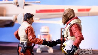 Toy men shaking hands star - scene free wallpaper