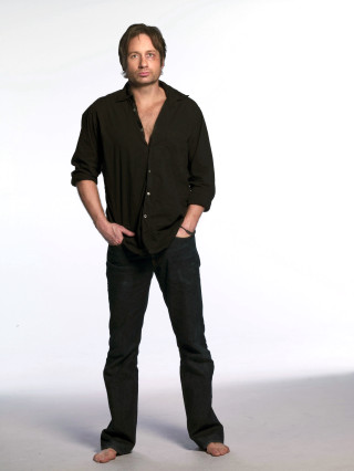 Man standing hands in pockets 2 - open free wallpaper for mobile