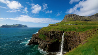 Waterfall ocean cliff grassy landscape - a grassy area free wallpaper