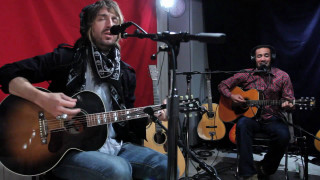 Man playing guitar singing microphone 4 - a man playing free wallpaper