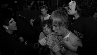 Young men eating food crowded - young man free wallpaper