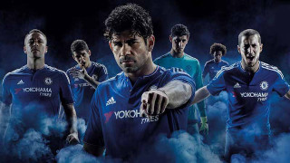 Soccer players blue smoke gun - a group of soccer players free wallpaper