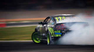 Car smoke tires track green - tire free wallpaper