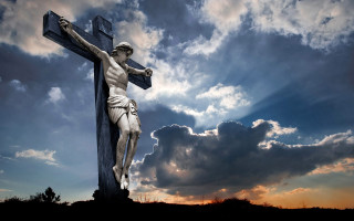 Jesus statue cross sky clouds - powerful free wallpaper