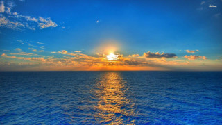 Sunset ocean clouds sun rays 4 - cloud and sun rays free wallpaper for desktop