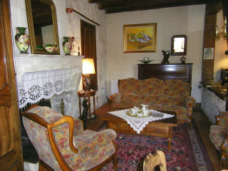 Living room couch comfortable cozy 14 - interior free wallpaper for desktop