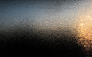 Window rain drops blue sky 4 - objective abstraction free wallpaper