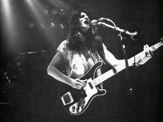 Man playing guitar singing microphone 8 - stage free wallpaper