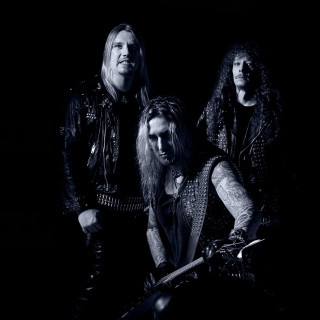 Group men black white guitar - free motorcycles wallpaper for tablet