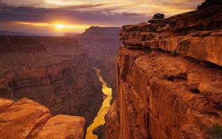 River canyon cliff cloudy sunset 4 - a canyon next free wallpaper
