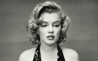 Woman tie posing black white - bert stern free wallpaper