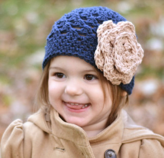 Little girl blue hat flower - evaline ness free wallpaper for tablet