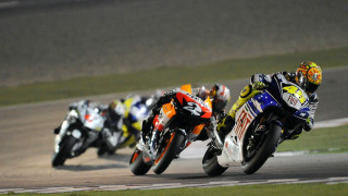 Motorcyclists racing track group riders - motion blur free wallpaper